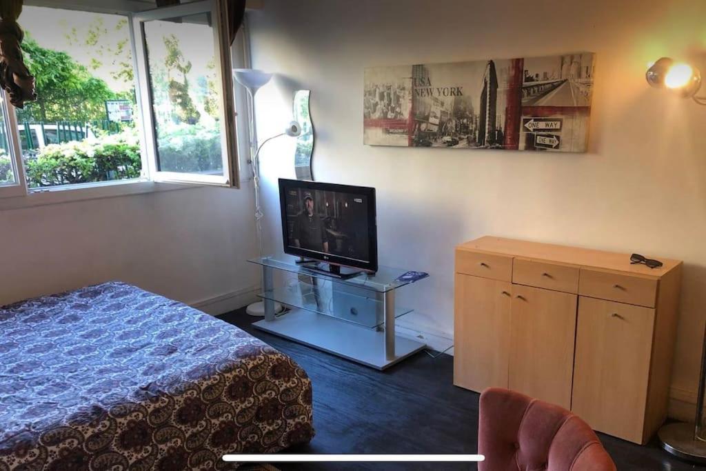 Charming Studio At The Heart Of 14 Arrondissement Apartment Paris Exterior foto